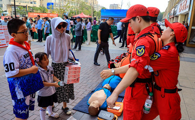 徐州鼓樓豐財(cái)街道 安全宣傳進(jìn)萬家 應(yīng)急知識入人心